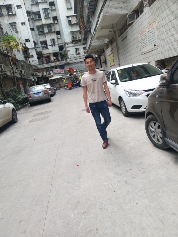 突然的自我的第三张照片--将乐相亲网