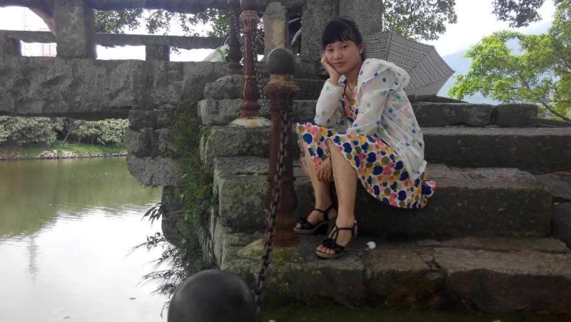 女子悠然的第一张照片--将乐相亲网