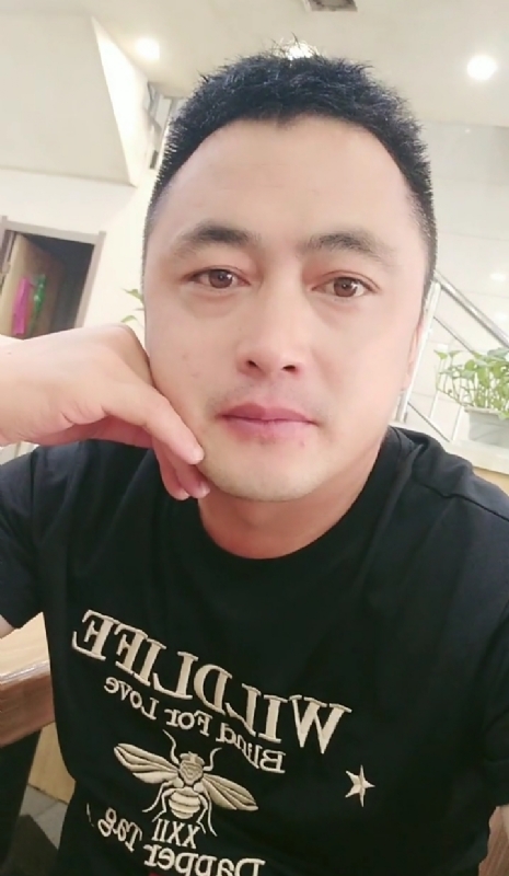 廖艾德的第一张照片--将乐相亲网