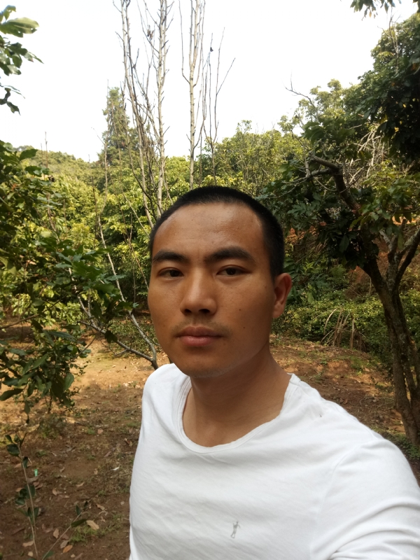 简单的第一张照片--将乐相亲网