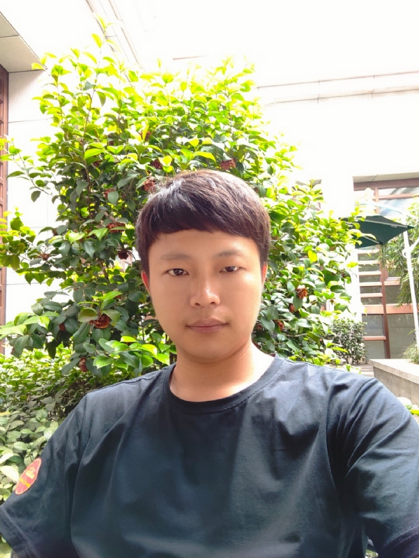 谈情说爱的第一张照片--将乐相亲网