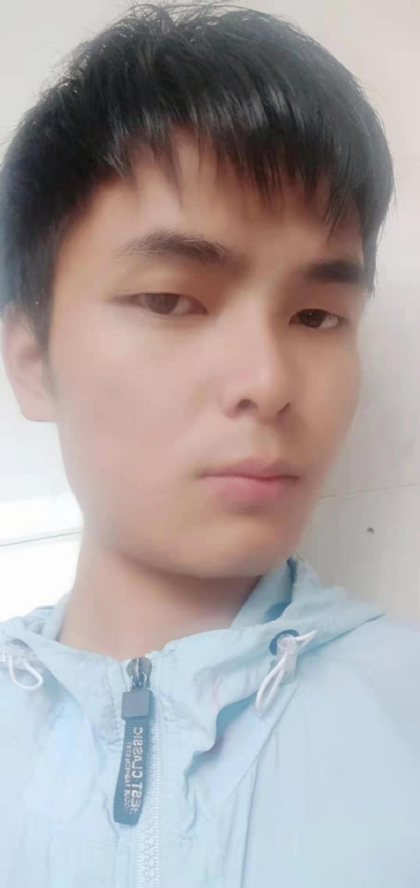 安静的男生的第一张照片--将乐相亲网