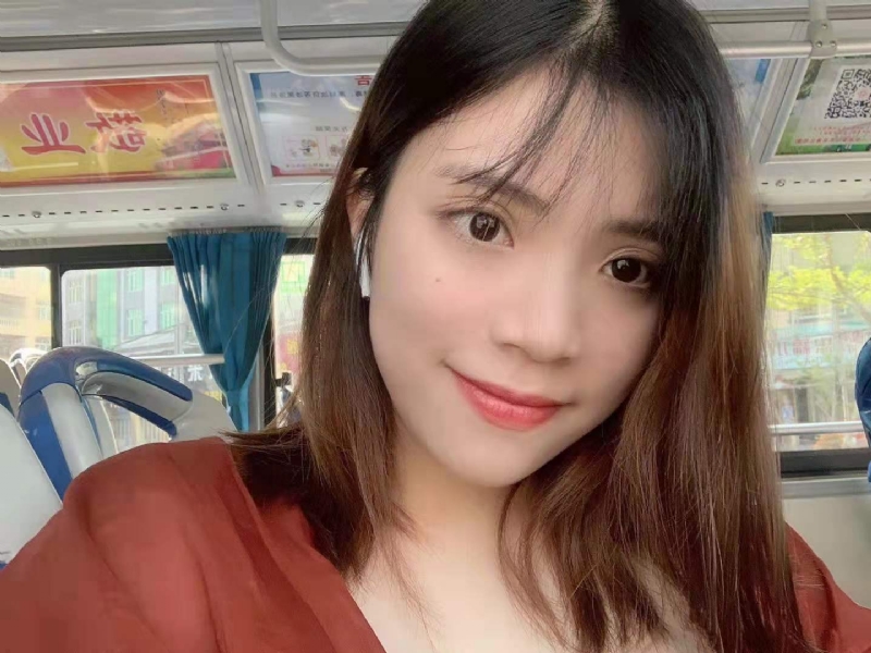 小眼睛的第一张照片--将乐相亲网