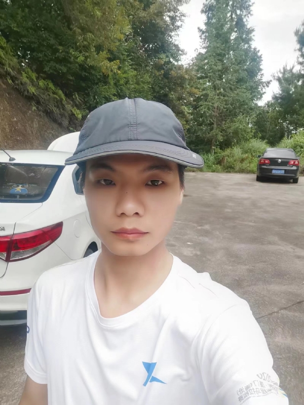 携手相伴的第一张照片--将乐相亲网