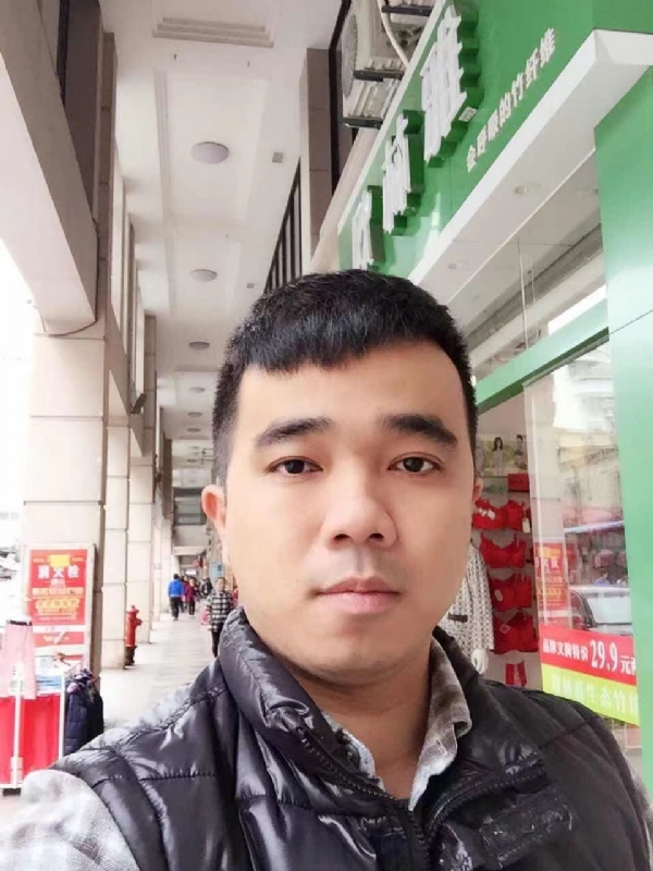小小怪兽的第一张照片--将乐相亲网