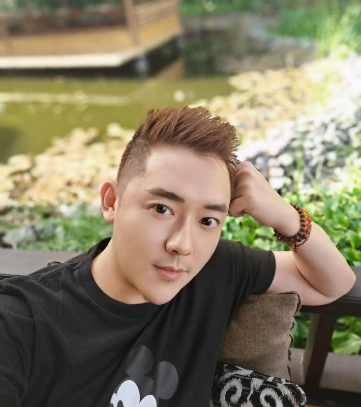 黄家豪的第二张照片--将乐相亲网
